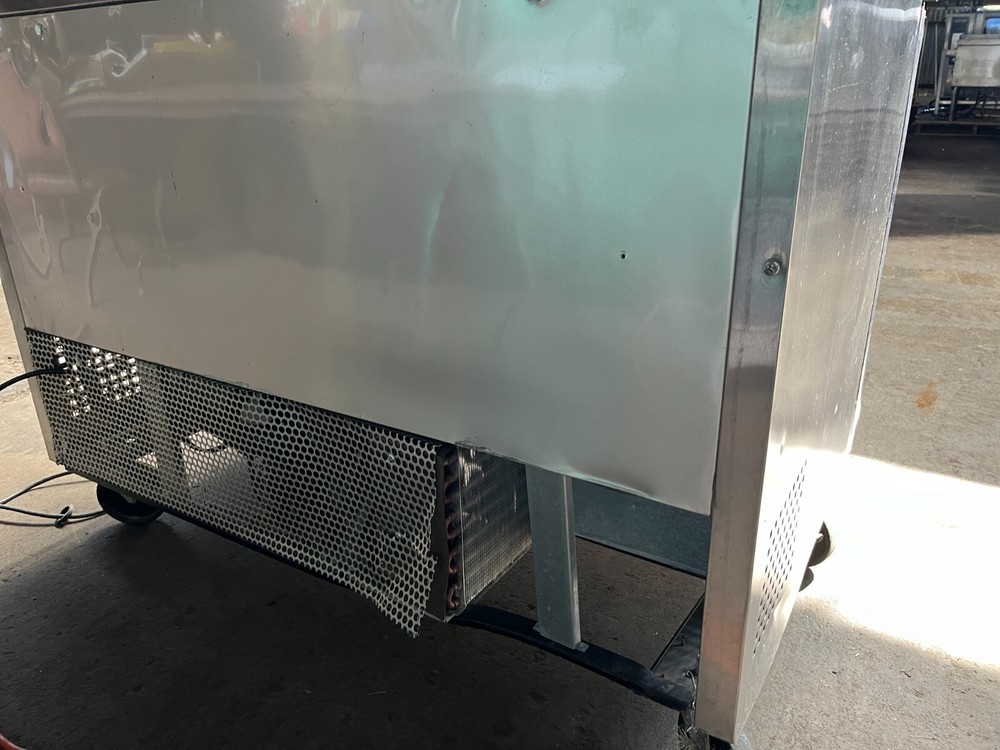 TRUE, Refrigerated Prep Table, TSSU-48-18M-B