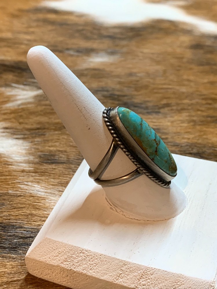 TURQUOISE ~ STERLING SILVER ~ RING (8.75)