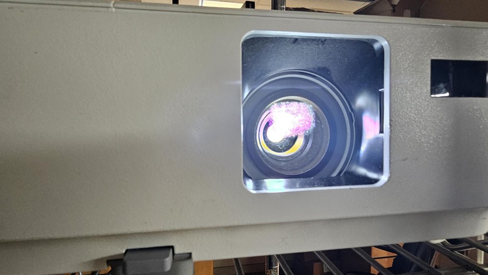 NEC V332X DLP 3D Capable Projector