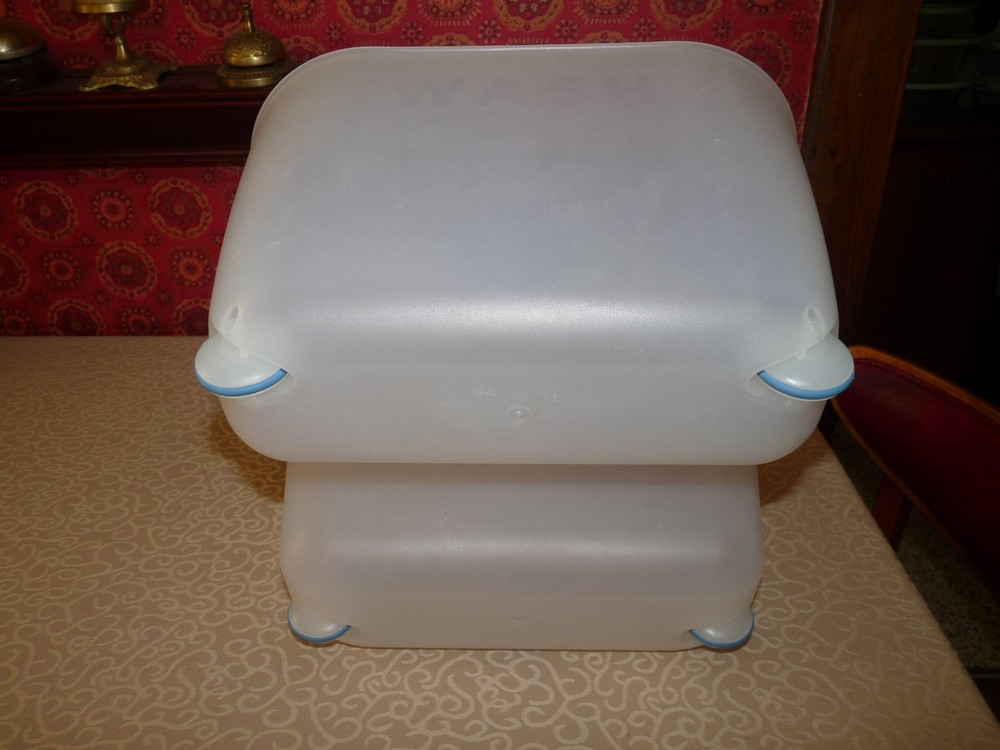 MICHAEL GRAVES MOP BUCKET