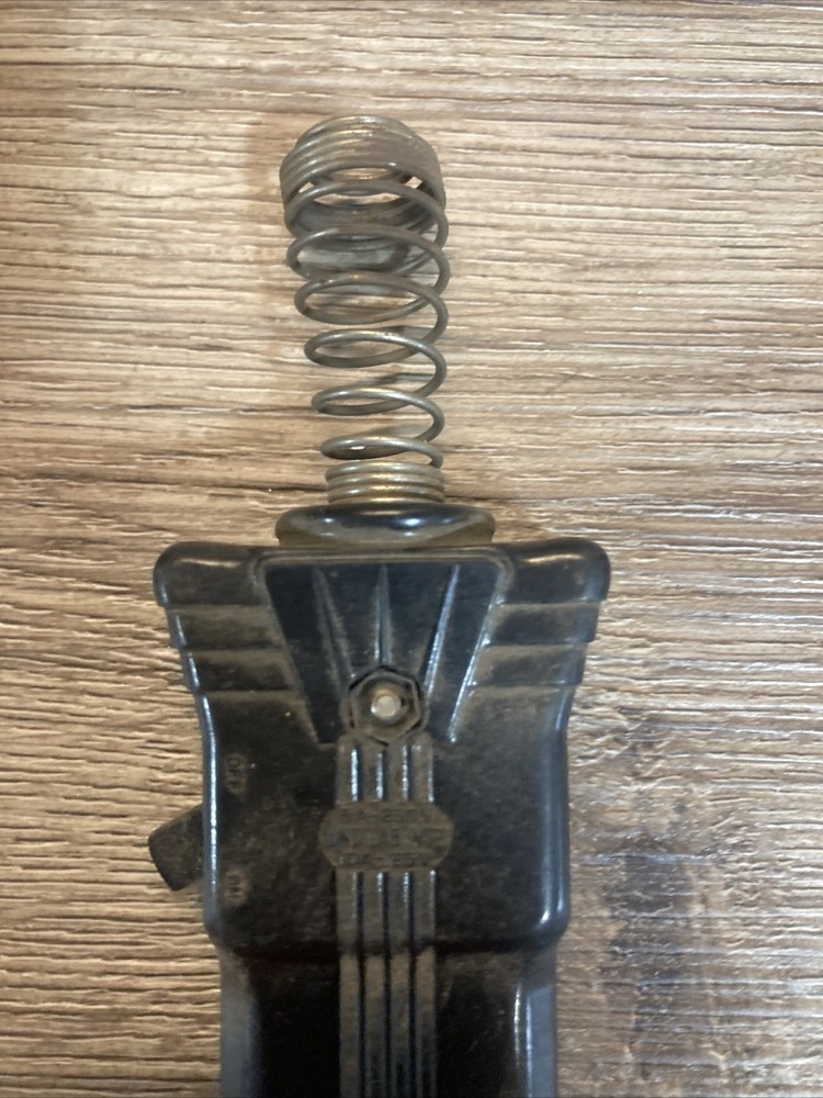 Eagle A 750 bakelite switch Vintage MAKE OFFER.