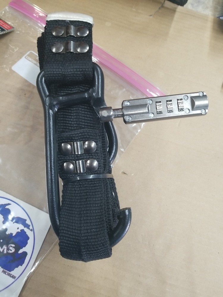 Lockstraps Trailer Lockong Tie Downs 29-0101 QTY 1