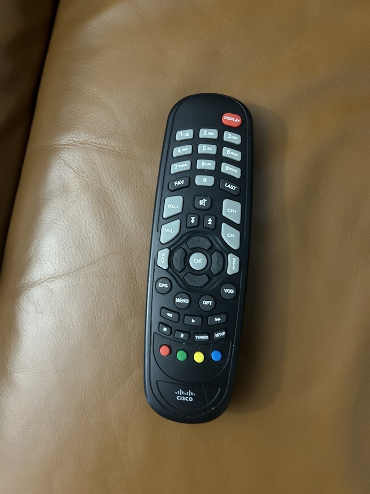 Satellite TV Receiver Decoder CISCO D9865-H ~ Remote, Power, Manuals, Cable ~ VG