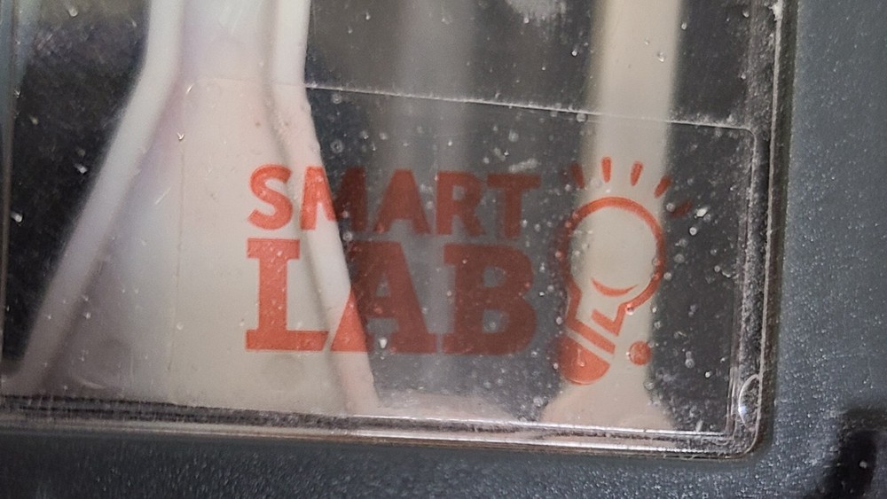 SmartLab Toys Tiny Science 20 Experiments +Travel Case + Instruction Book