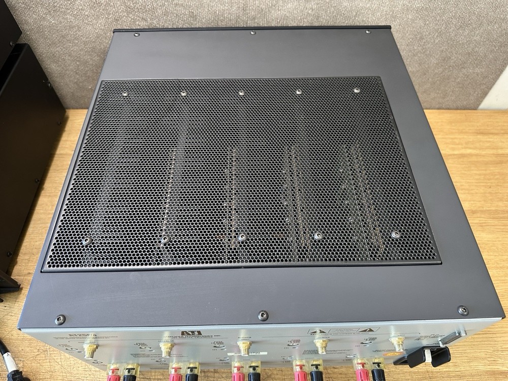 ATI AT2505 Five Channel Power Amplifier 2.5 kw (super clean)