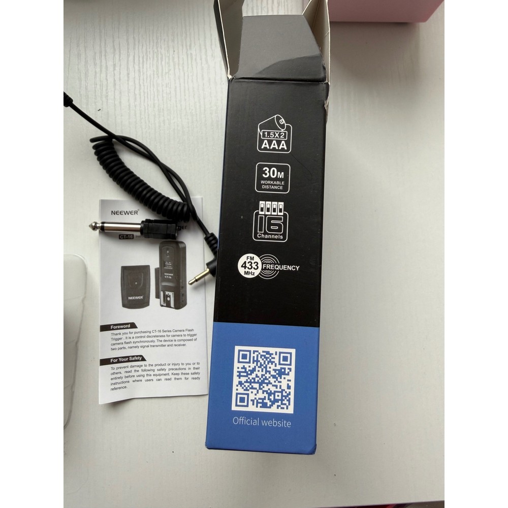 Neewer CT-16 Camera Flash Trigger Wireless Transmitter Receiver Kit 30M Range