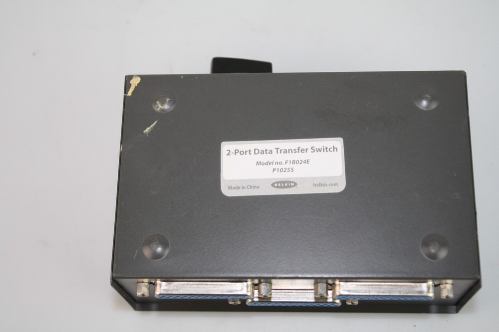 Vintage Belkin F1B024-E Data Transfer Switch Kit W/ Cable