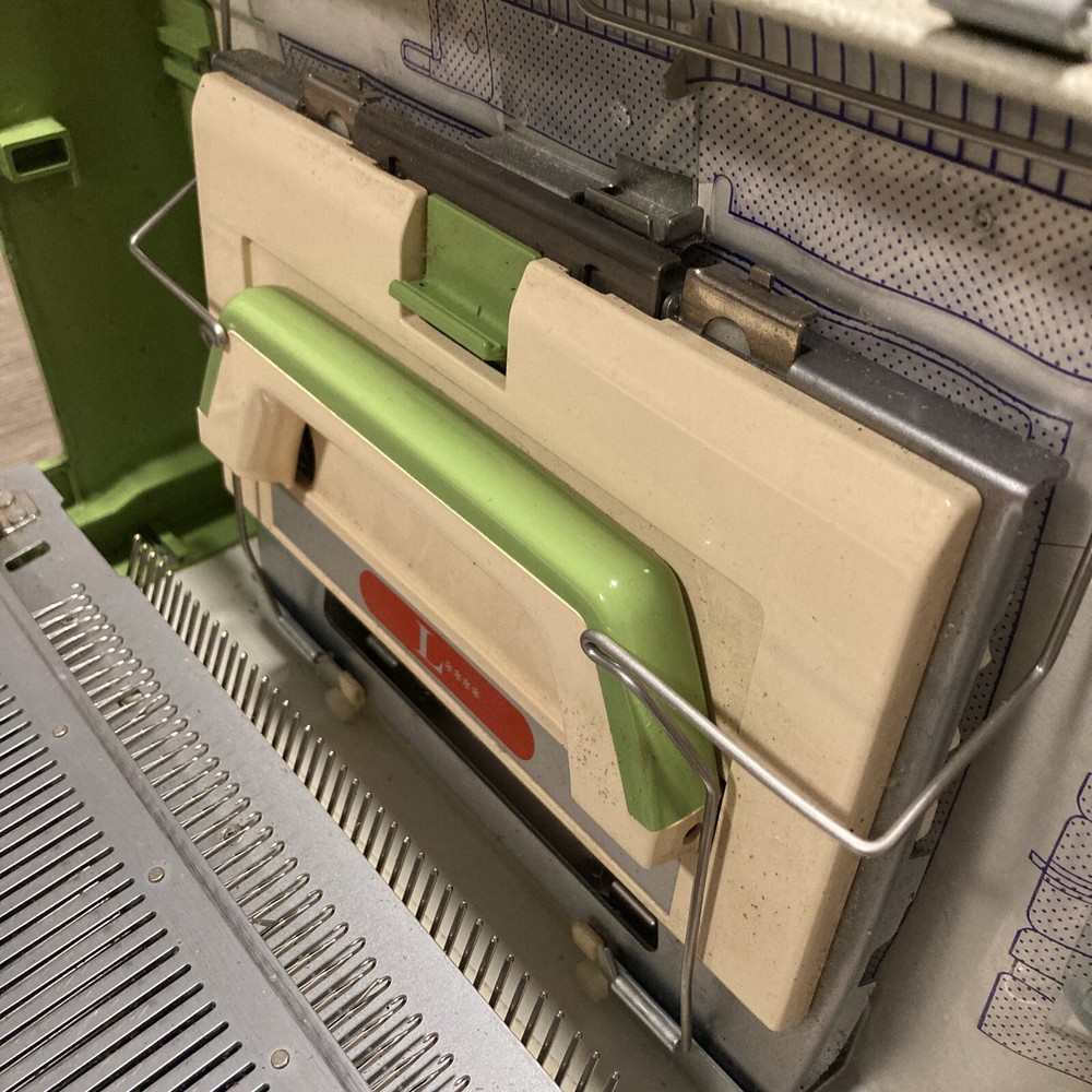Brother KH820 knitting machine