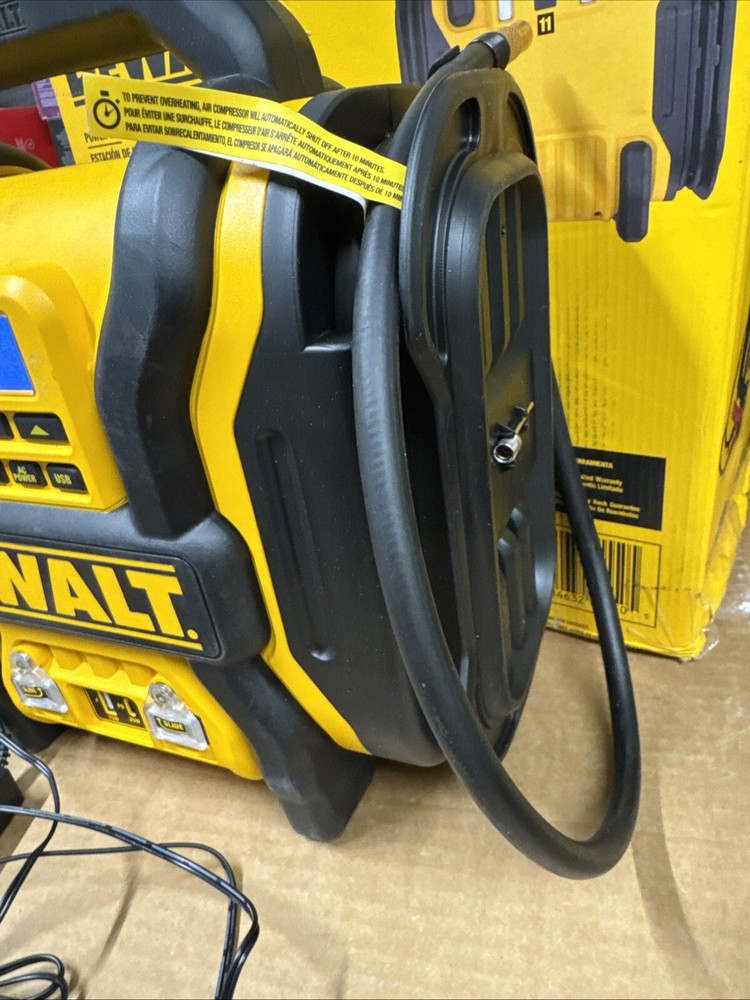 DEWALT Portable Power 2000 Peak Amp Jump Starter w/Digital Compressor