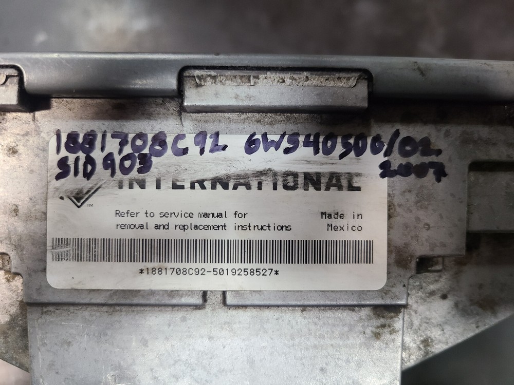 INTERNATIONAL ENGINE CONTROL MODULE 1881708C92