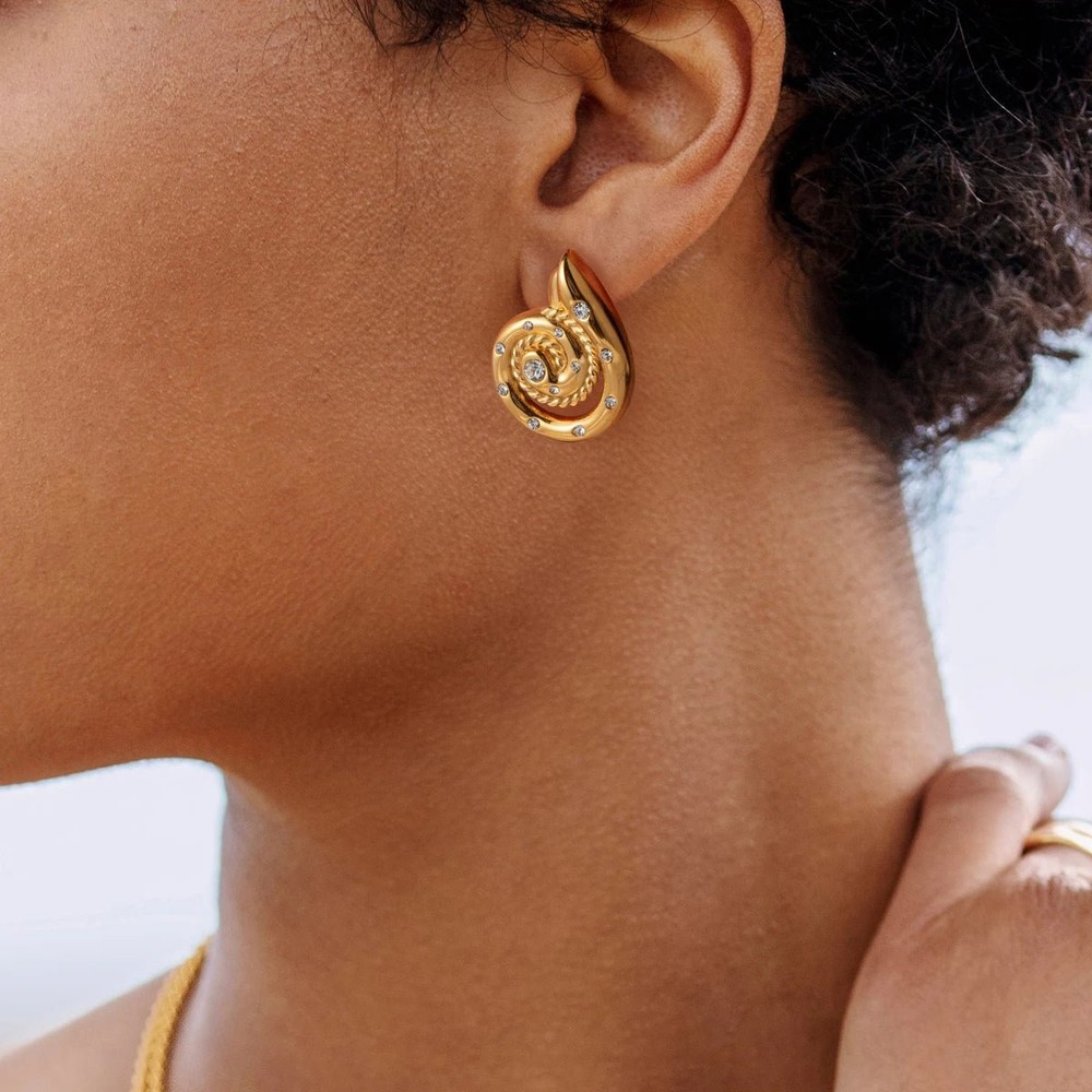Conch Spiral Stud Earrings