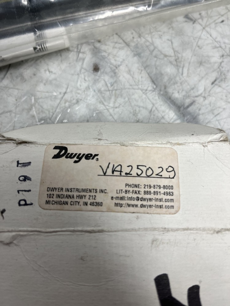 Dwyer VA25029 Glass Flow Meter