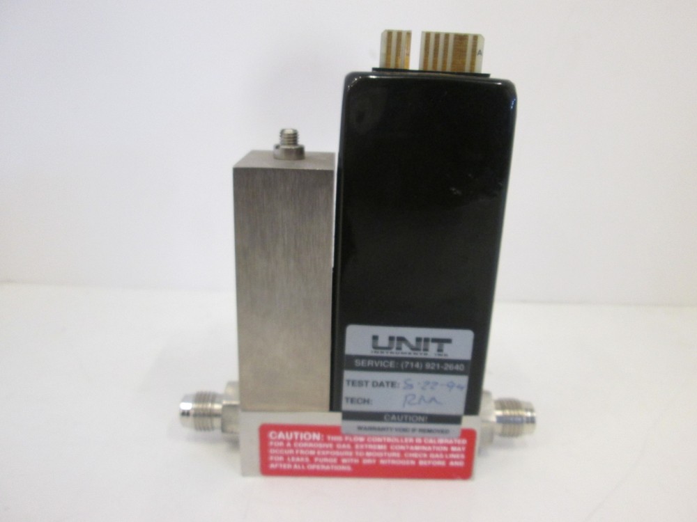 Unit Instruments, UFC-1100A, Mass Flow Controller, 100 SCCM, Cl2, Used