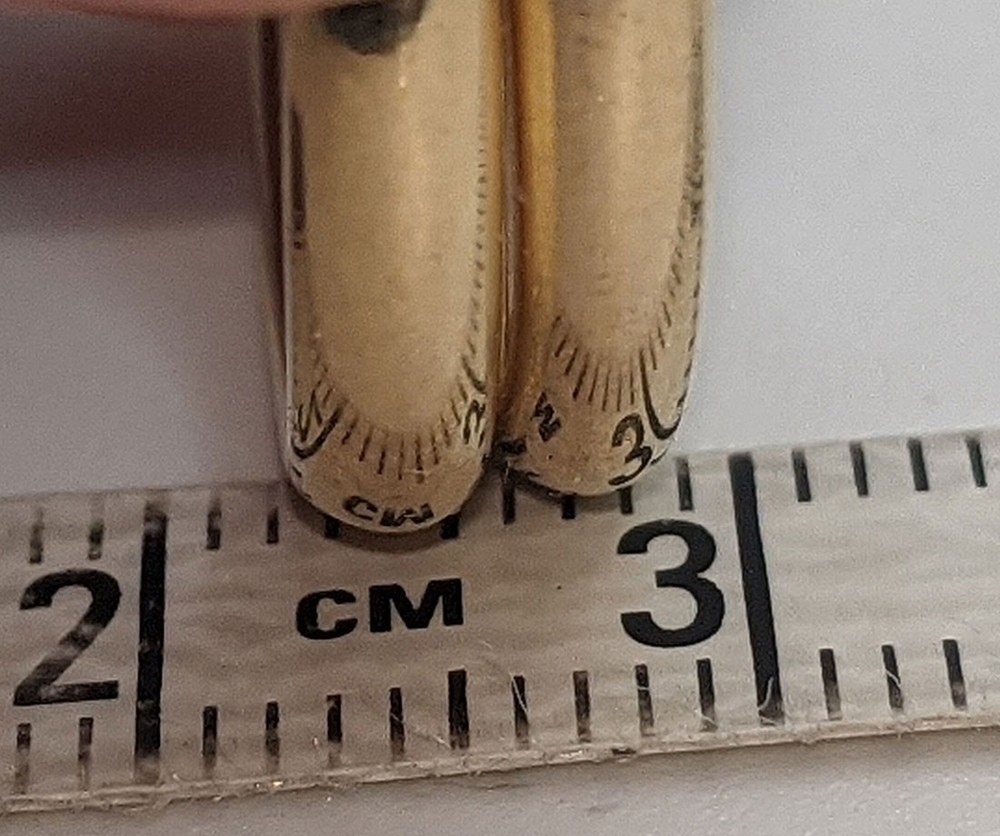3.2 Grams 14K Solid Yellow Gold Hoop Earrings