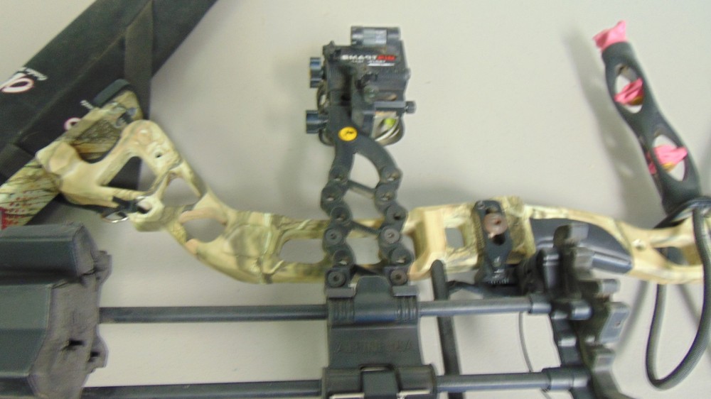 Bowtech Fuel Compound Bow - FREE SHIPPING