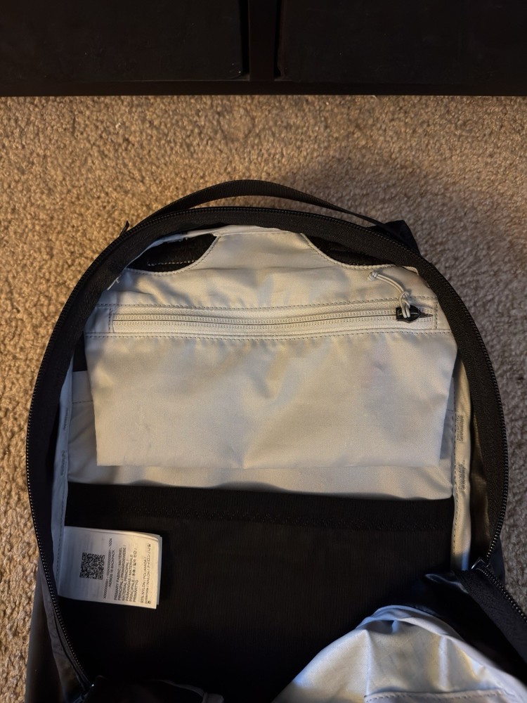 Arc'teryx Aerios 18 Backpack - Black