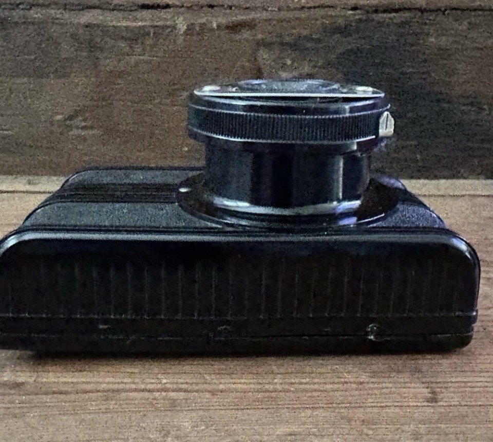 Antique 1930-1940 Pickwick Camera w box, untested