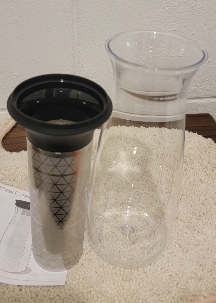Tupperware Cold Brew Carafe Coffee Maker Removable Filter Clear Plastic Steel