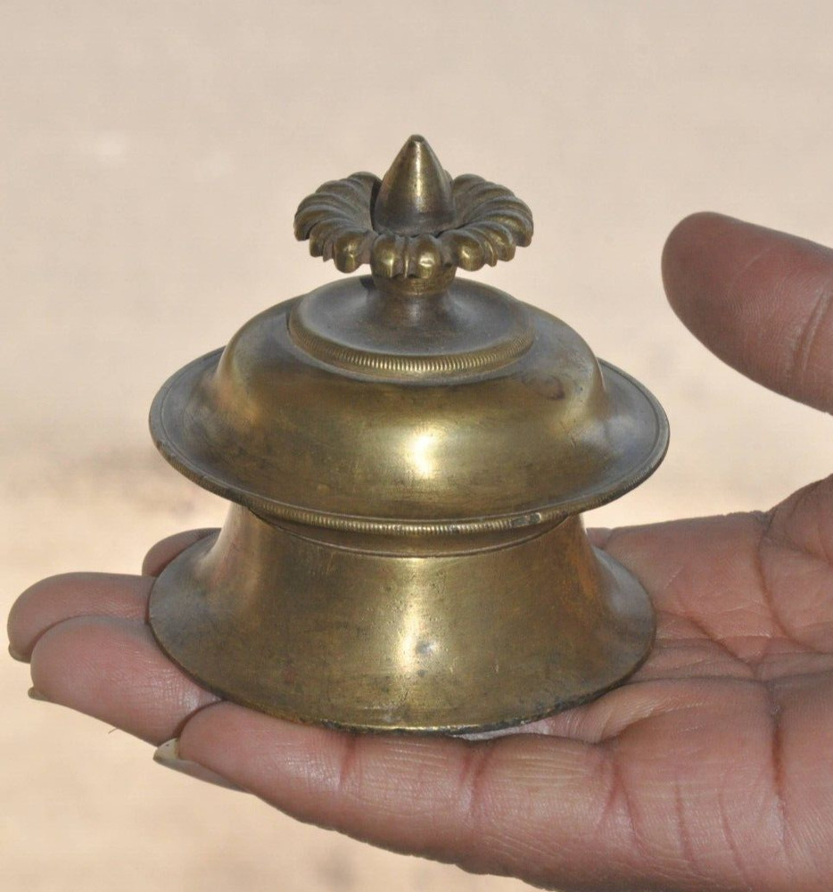 Vintage Brass Handcrafted Unique Shape Pill/Powder Box