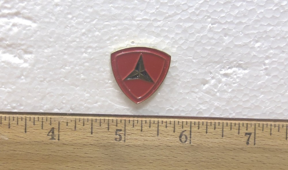 US Marine Corps - 3rd Marine Division Pin