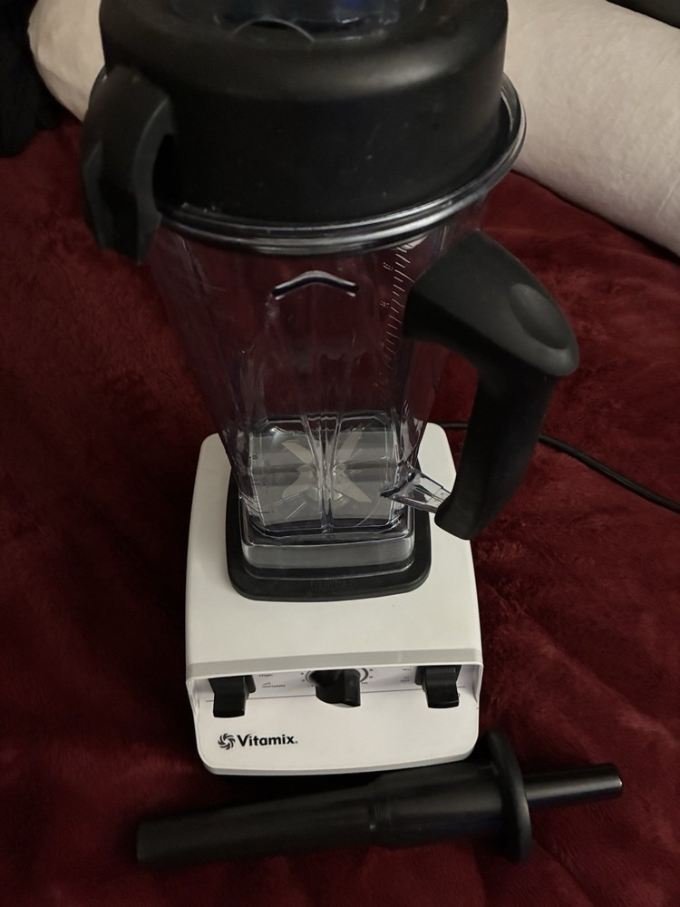 vitamix vm0103 5200 variable speed blender