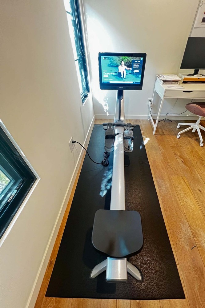 Hydrow Pro Rowing Machine with Immersive 22" HD Rotating Screen