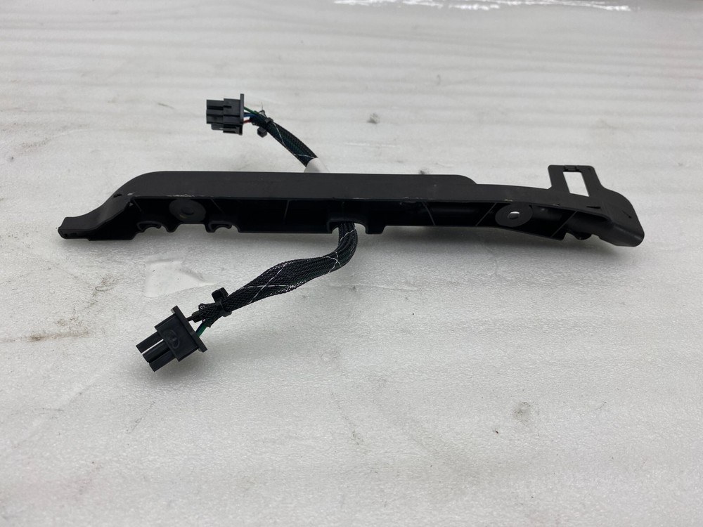 ⭕ 12-15 Model S High Voltage Battery Ancillary Unit Cable & Support 1043839-00-A