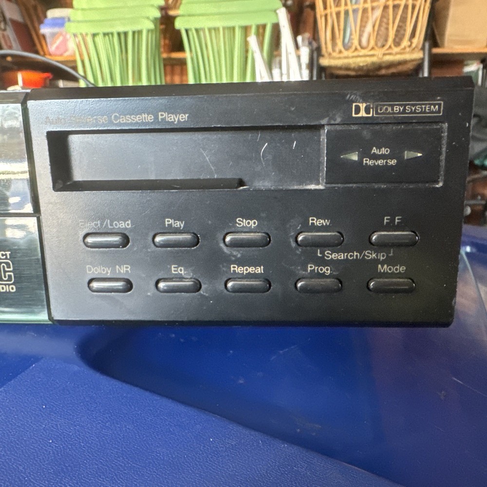 Vintage Nakamichi R-1 Receiver & CP-1 Cassette/CD player powers on - untested