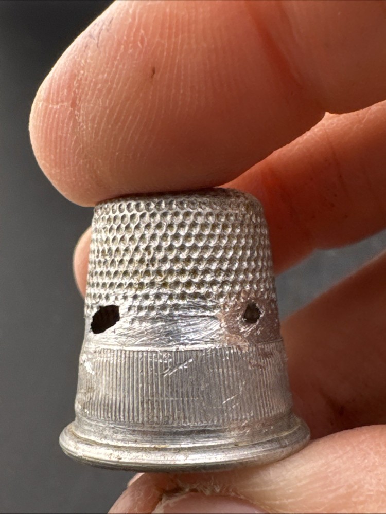 Thimble Lot Vintage Assorted Collectible Sewing Tools