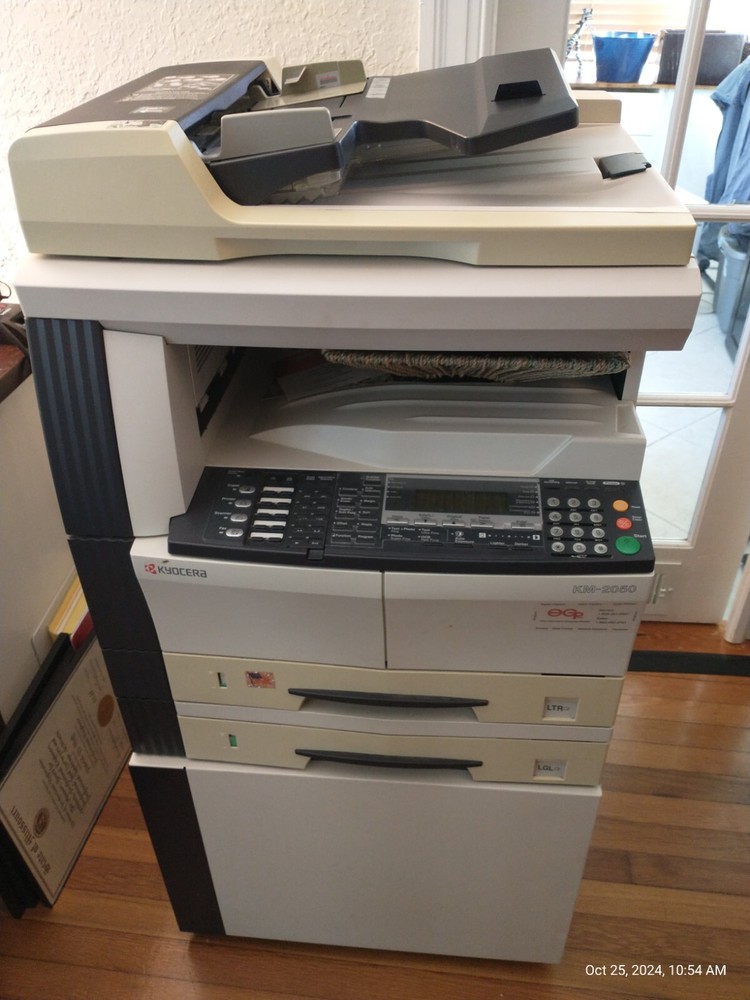 Kyocera Printer KM-2050 with Cabinet Stand