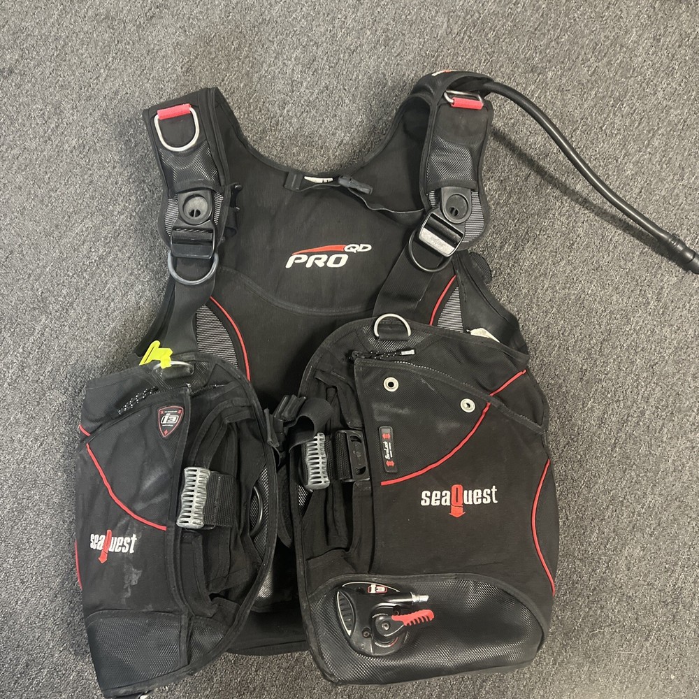 SeaQuest Pro QD Size Large Nice**Divers Best