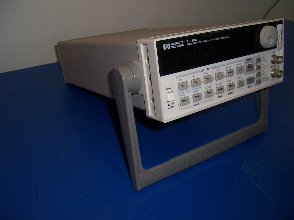 10933 HP 33120A 15 mhz function / arbitrary waveform generator