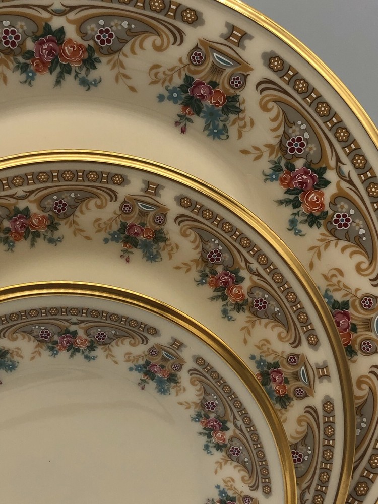 Lenox VERSAILLES 5 Piece Place Setting EXCELLENT CONDITION