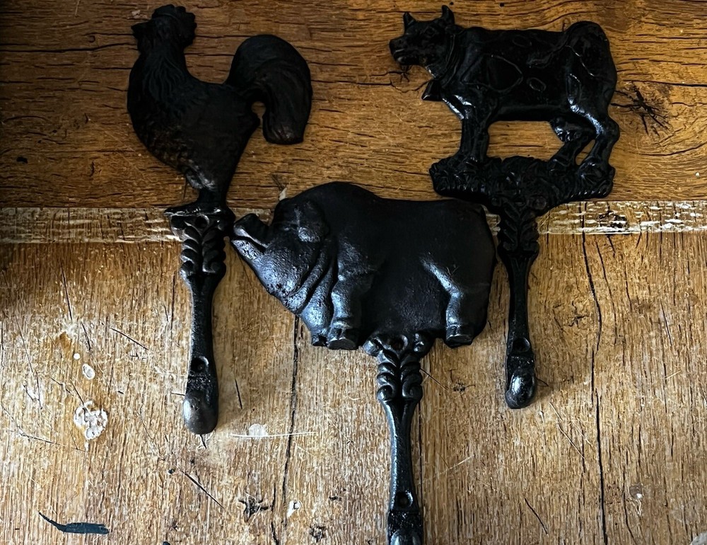Black Cast Iron Animal Wall Hooks