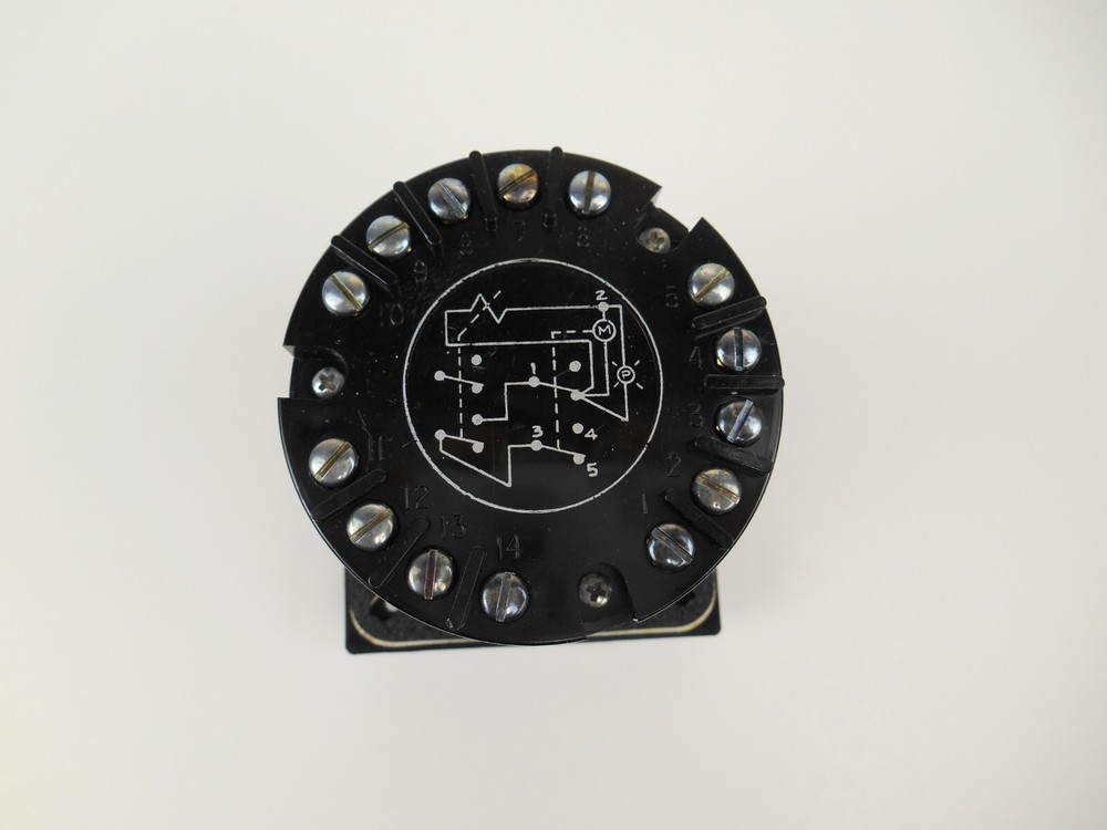 Eagle Signal BR43S3230A6 Timer NOS