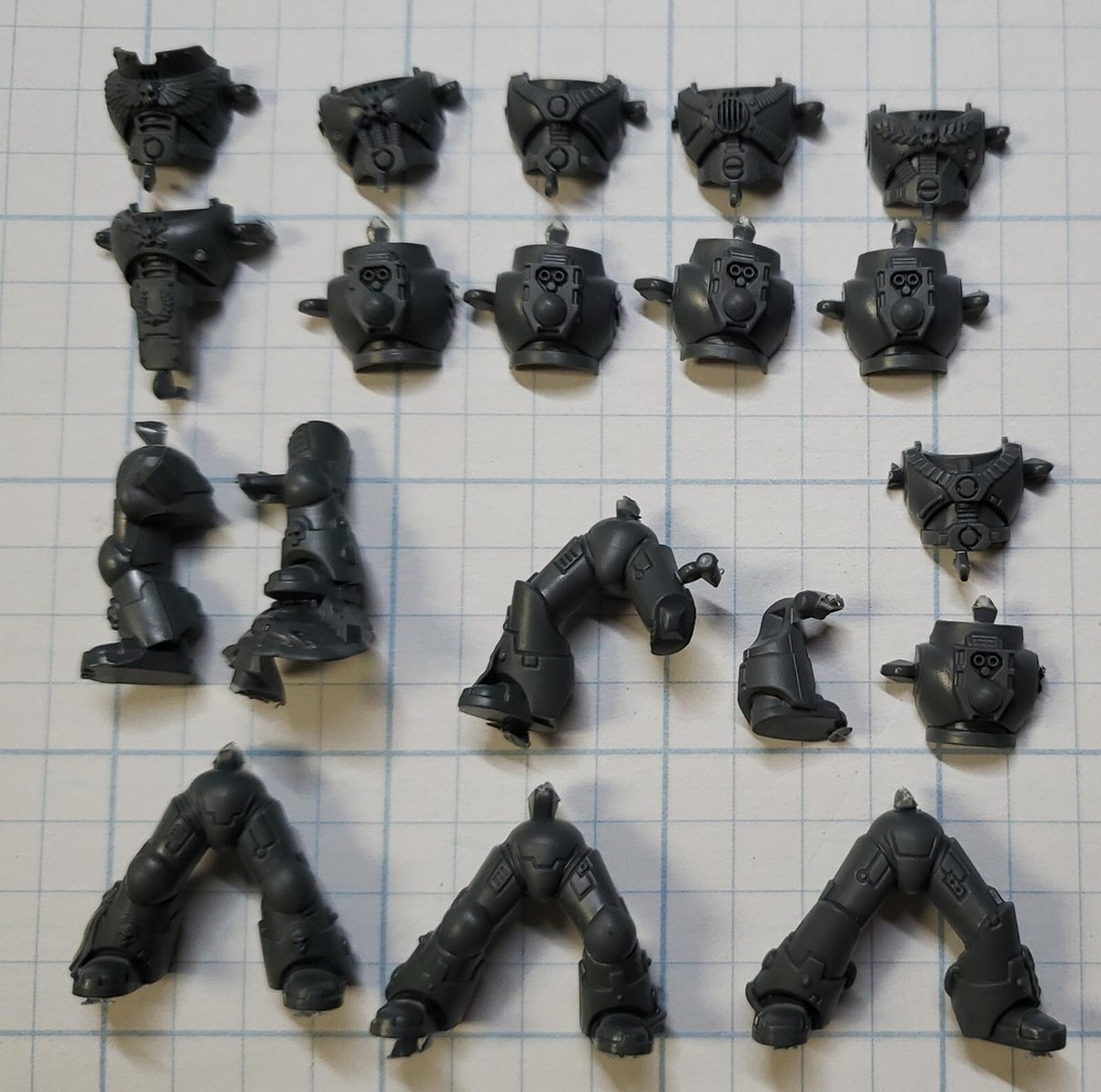 Warhammer 40k Space Marines Bits Devastator Engraved Torso Legs Sets