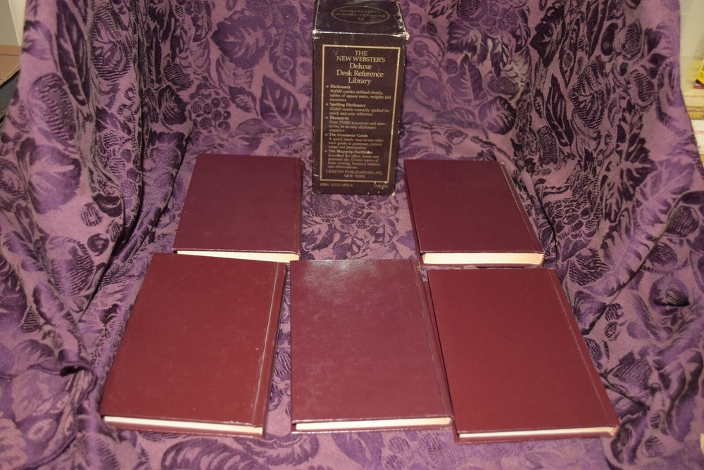 New Websters Deluxe Desk Reference Library Set 5 Vintage Books Dictionary NICE!