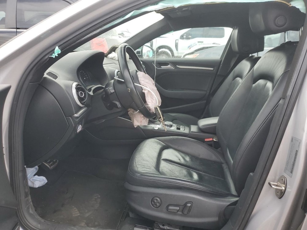 RIGHT REAR DOOR WINDOW REGULATOR OEM 2018 A3 AUDI