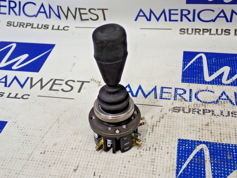 EUCHNER WKT8/4DWC1762 Joystick New