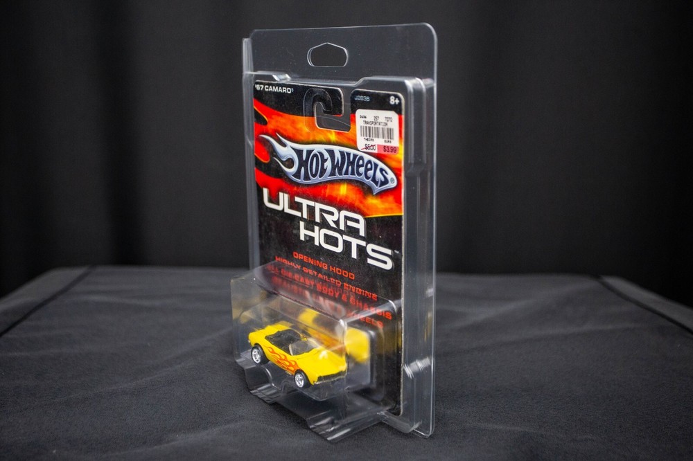 Diamond Protector 10 Johnny Lightning Auto World Diecast Protector Case