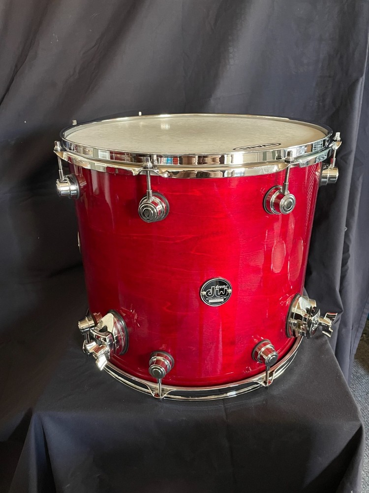 DW Performance drumset. Free shipping