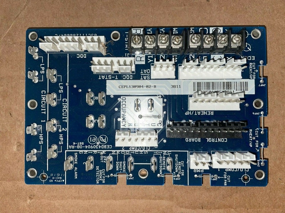 CEPL130904-02-R  Carrier RTU   control board