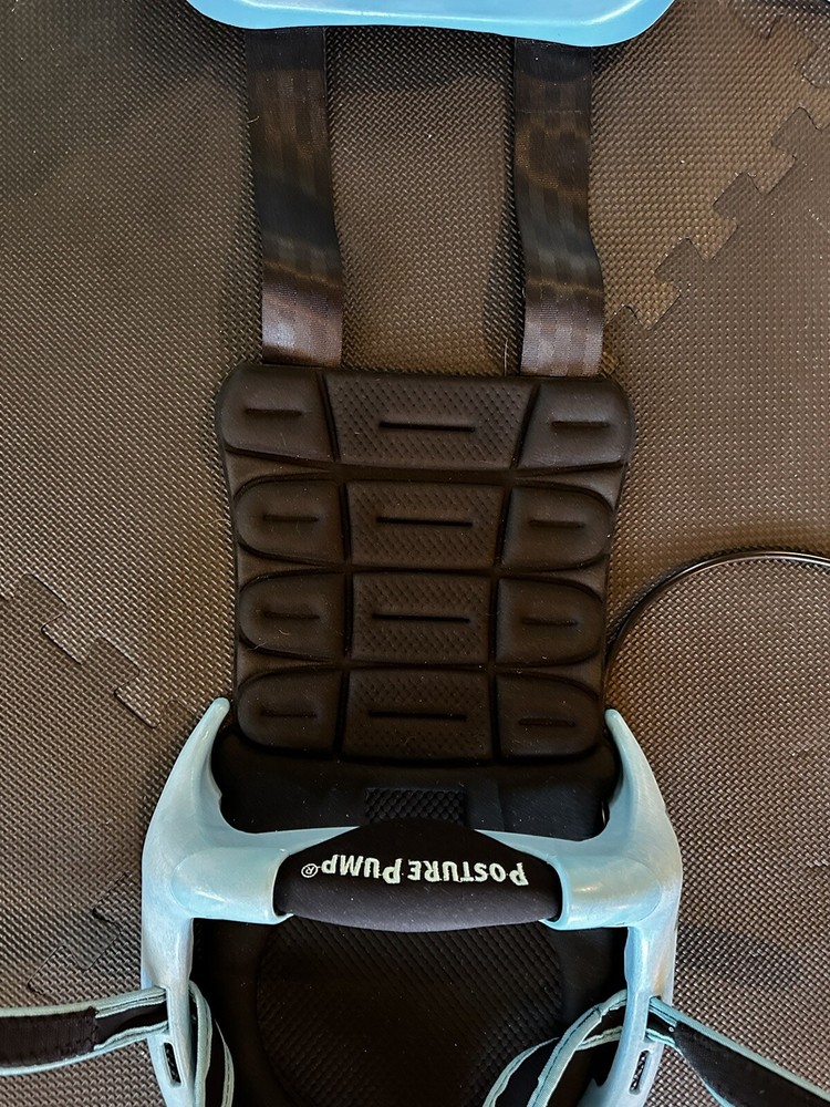Posture Pump Spinal Traction Black Blue 4111-D