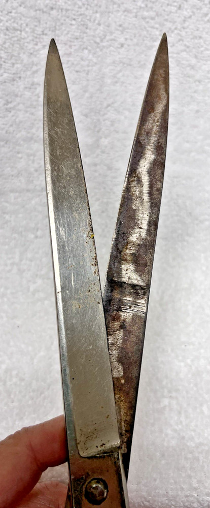 Vintage Extra Long Sewing Scissors with 7 inch Ruler on Blade
