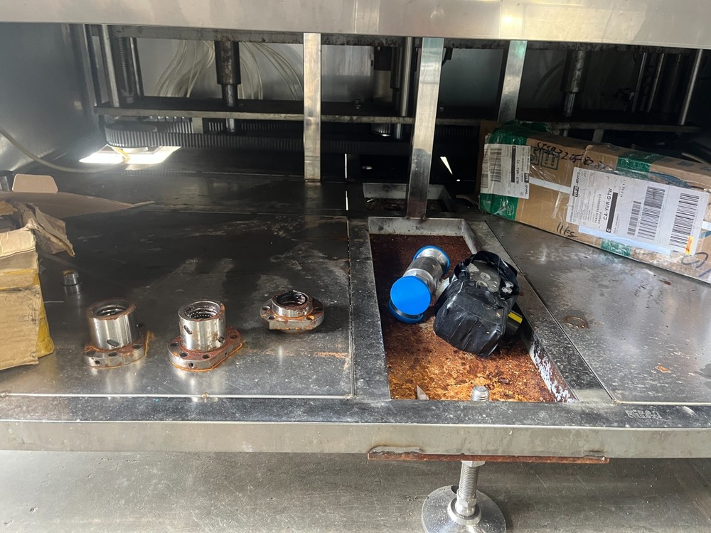 6-Head Bottle Filler