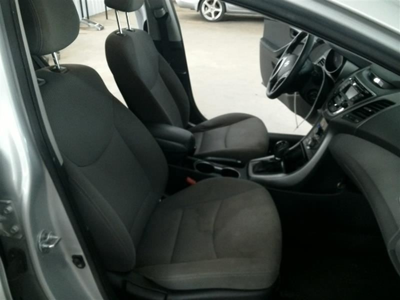 ELANTRA 2014 Keys/Latches/Locks 104601080
