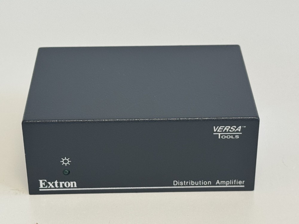 Shelf 36: Extron / Versa Tools MDA 3 Distribution Amplifier
