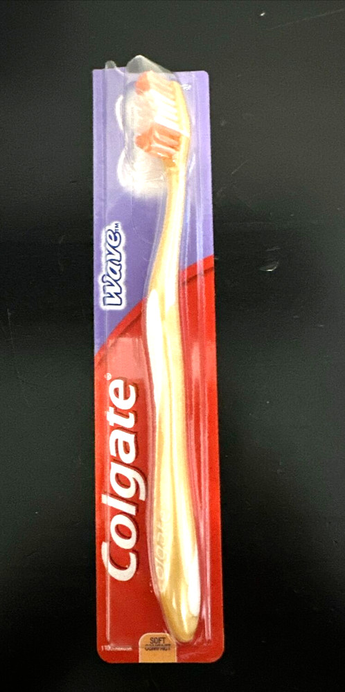 Colgate Wave Standard Toothbrush Soft Compact Head - Orange