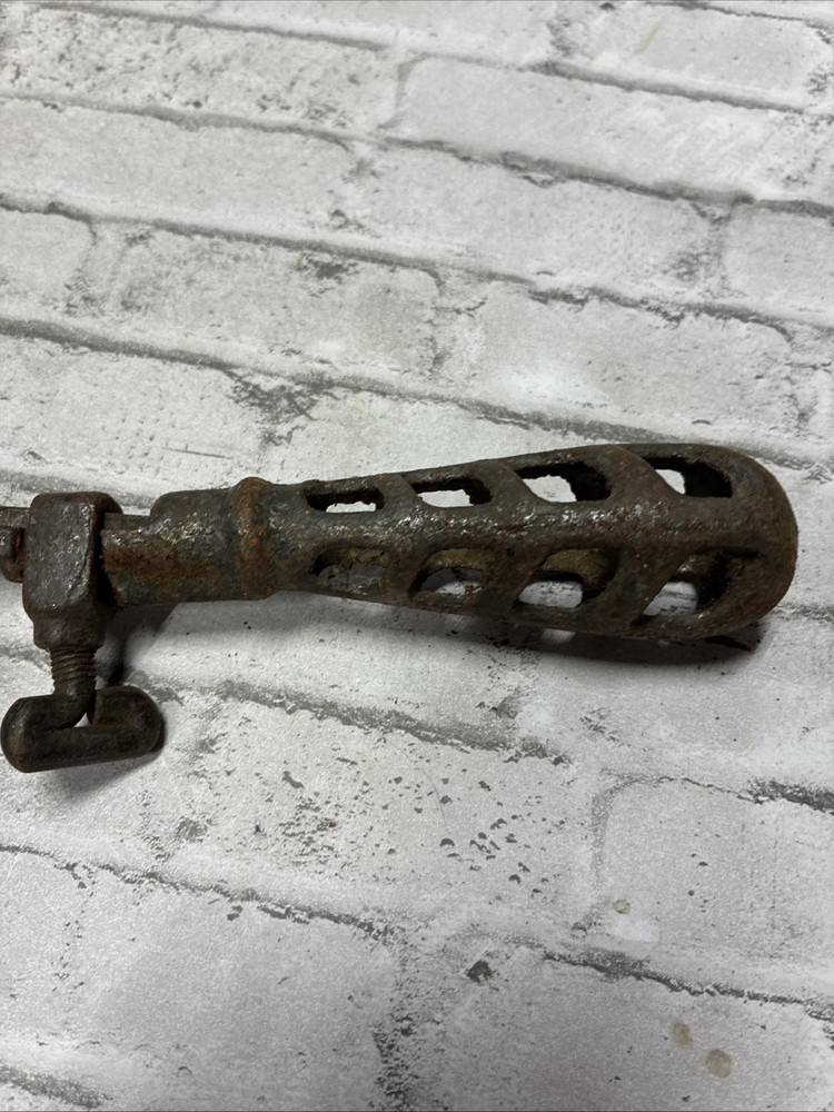 Vintage Metal file Handle - Cast Iron File Handle