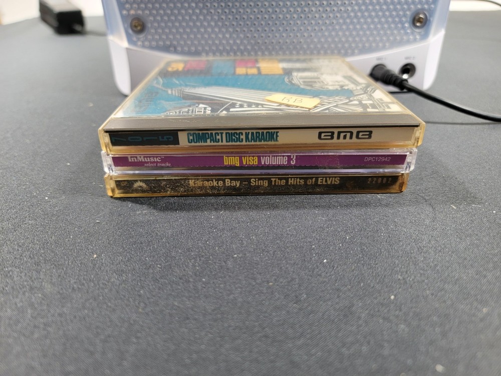 Karaoke Machine Night KN355 CD+G Karaoke System Complete Tested Working